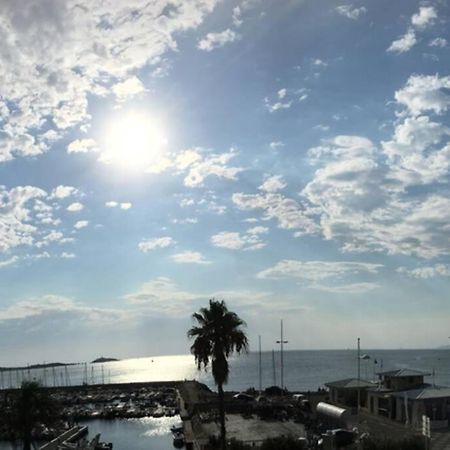 T2 Magnifique Vue Mer Panoramique Six-Fours-les-Plages Exteriör bild