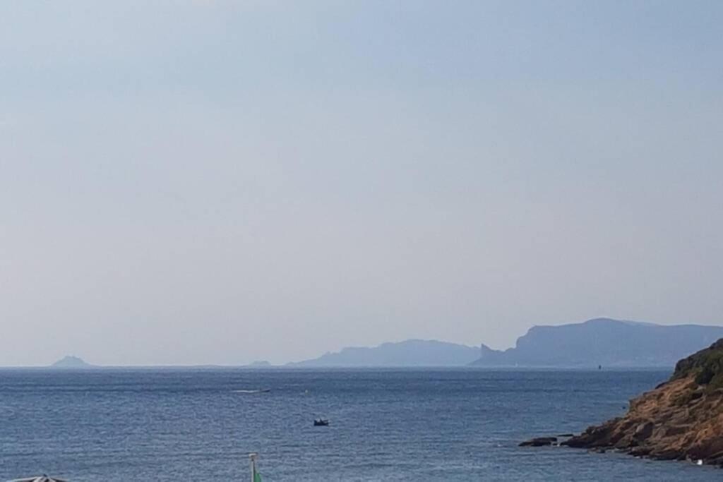 T2 Magnifique Vue Mer Panoramique Six-Fours-les-Plages Exteriör bild
