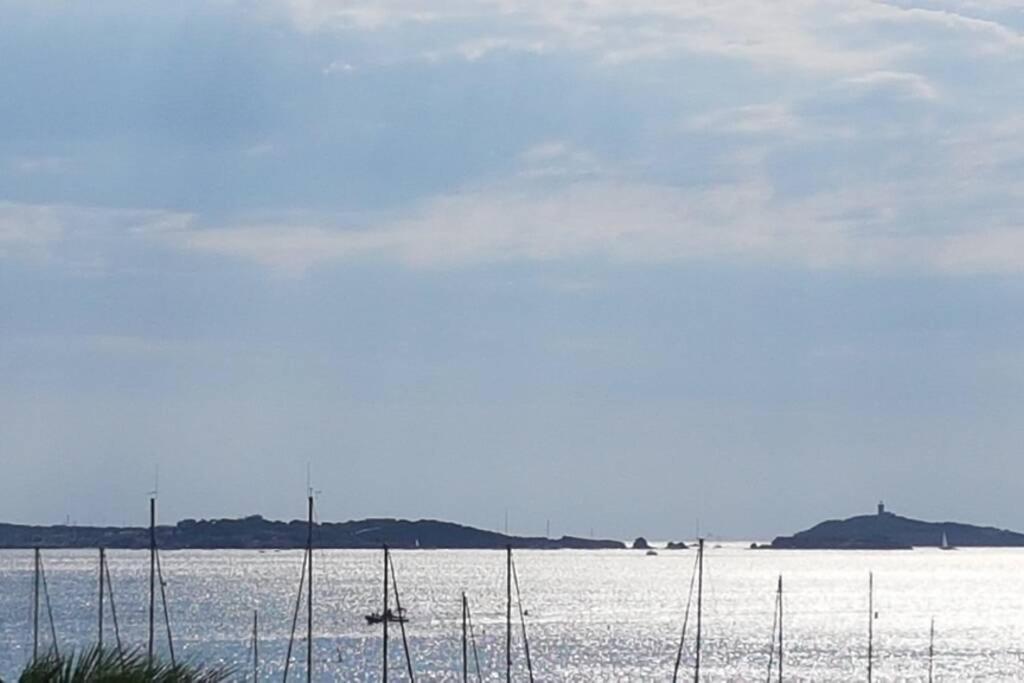 T2 Magnifique Vue Mer Panoramique Six-Fours-les-Plages Exteriör bild