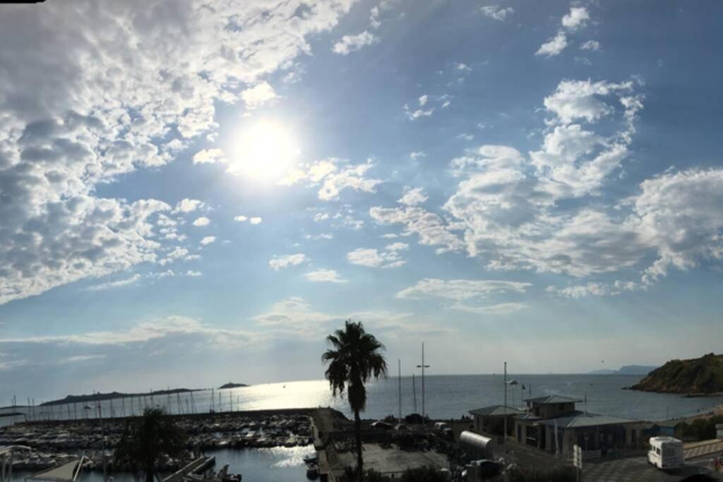 T2 Magnifique Vue Mer Panoramique Six-Fours-les-Plages Exteriör bild